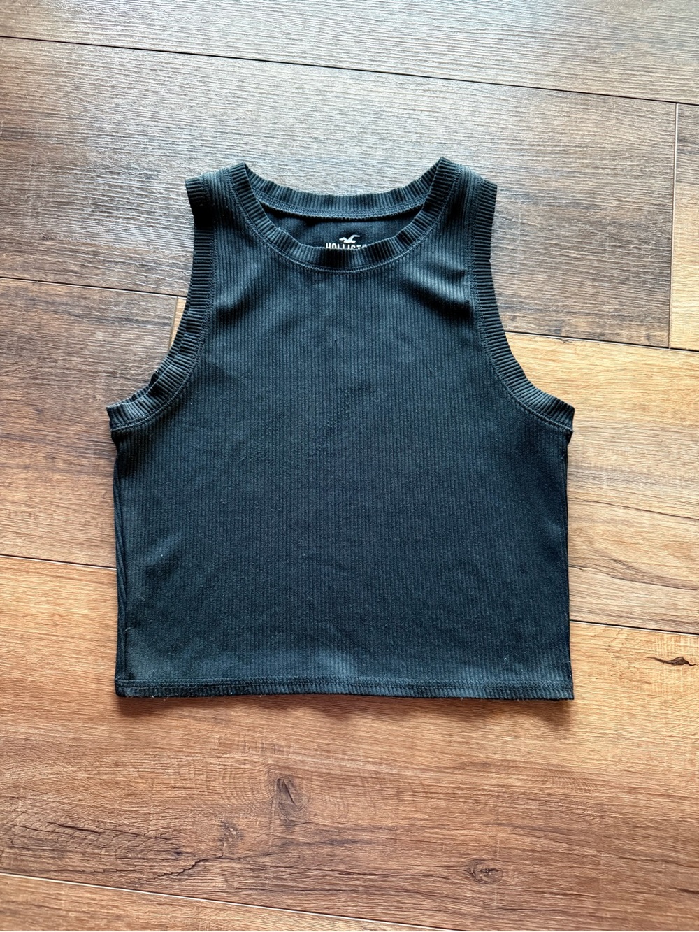 Hollister Black Ribbed Crop Tank